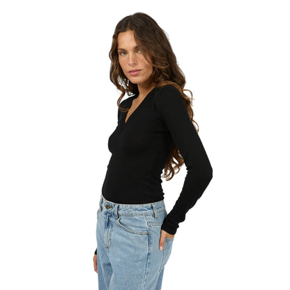 Silent Theory Ashton Knit Vee L/S Top - Black