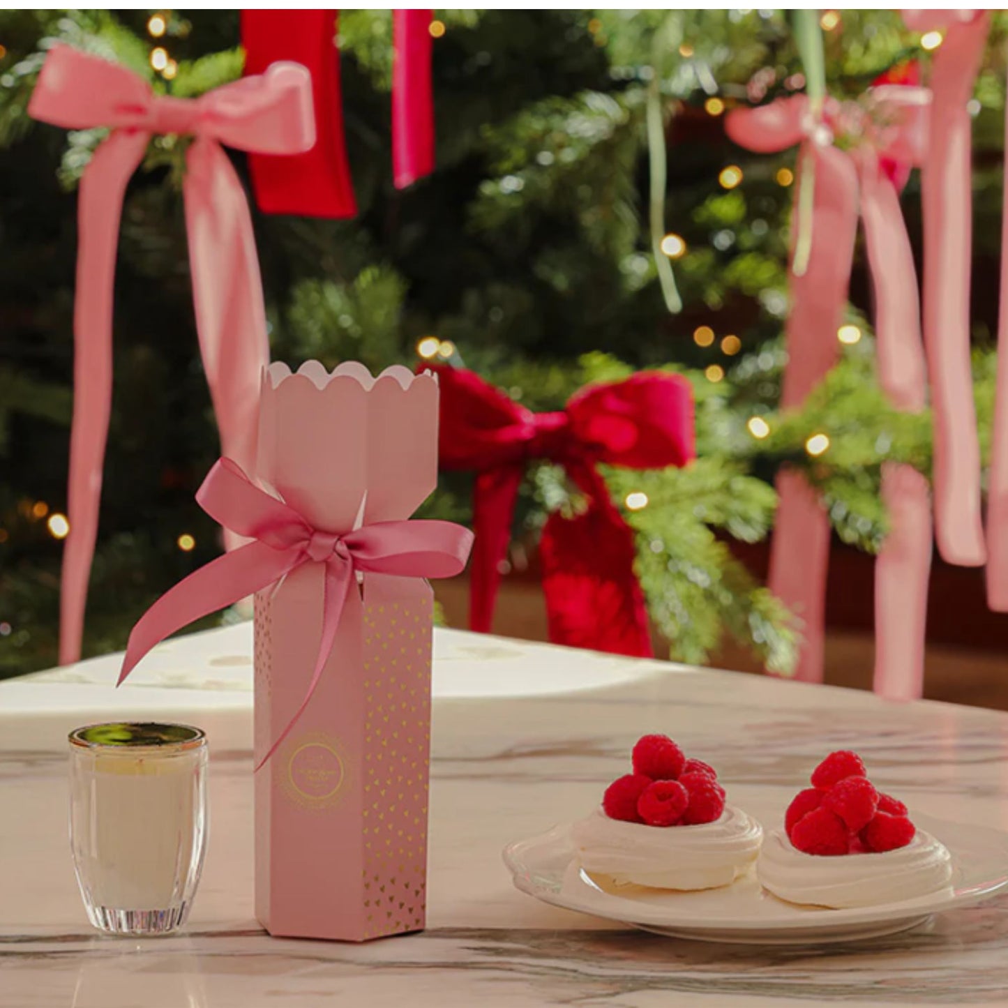 Peppermint Grove Fragrances Mini Candle Bon Bon 60g - Passion Berry Pavlova