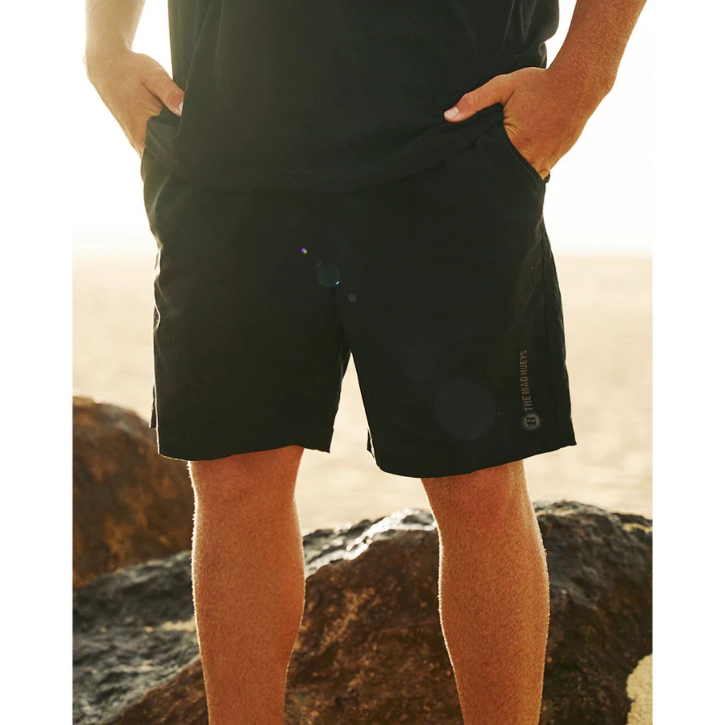 The Mad Hueys Stranded 18 Chino Short - Black